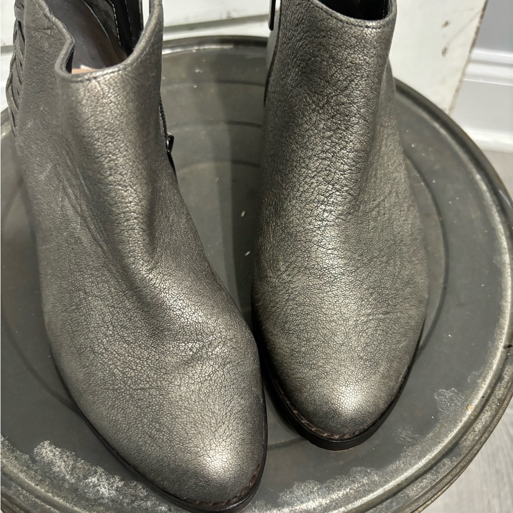 Vince Camuto Ankle Boots 5M/35